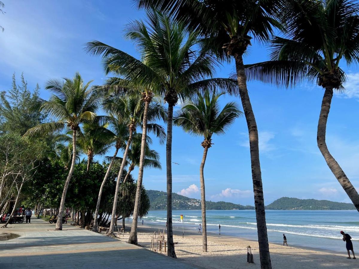 Condos: Beachside Retreat With Smart Amenities *